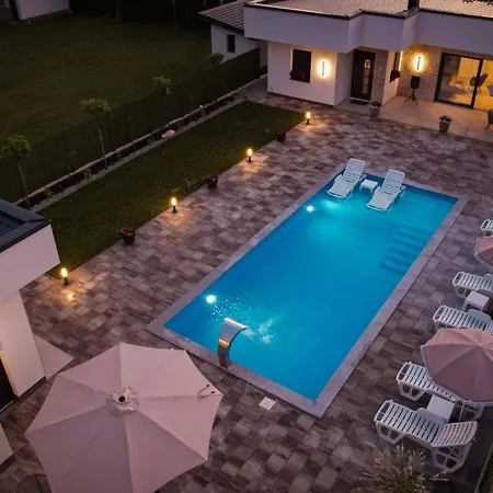 빌라 Ena Prascijak